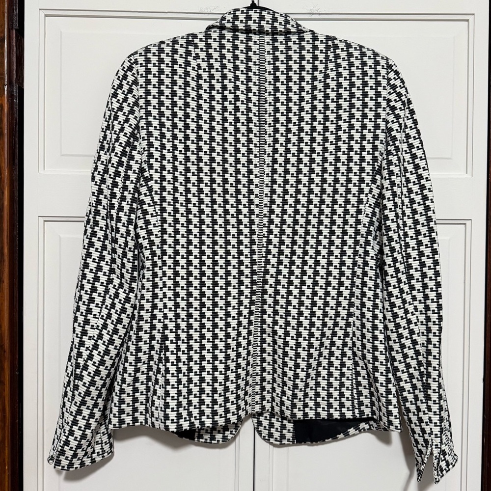 Akris Punto Women’s Black White Soundboard Woven Pattern jacket blazer size 10 - Picture 3 of 10